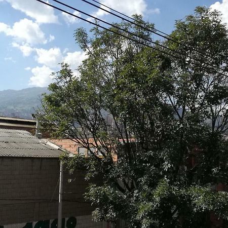 Hotel Norte Real Medellín Buitenkant foto